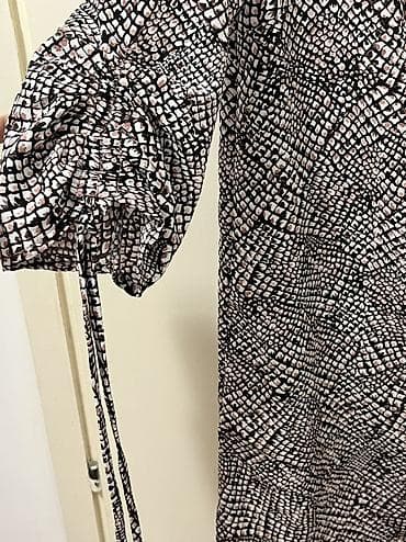 armani haljine: Lagana H&M haljina sa 3/4 rukavima
Broj 36 — 3