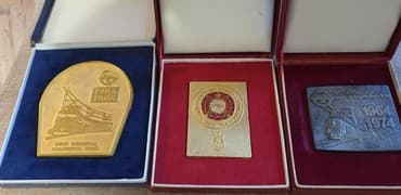 racunarstvo i informatika za 2 razred gimnazije: Ordenje i medalje iz 1964 — 4