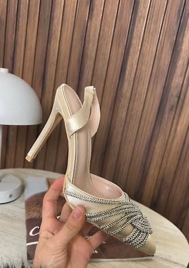 nike ženske sandale: 36-41
3000 — 5