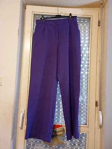 Men's Footwear: Elegantne ženske pantalone – ljubičaste - Kroj: siroke nogavice — 2