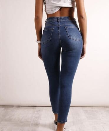 push up pantalone: Farmerice extra model i kvalitet Sa dosta elastina Vel 26 Divan model — 3