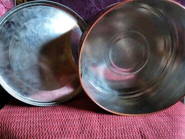 metalac staklene posude: Metalna ocuvana turska kutija iz 2005g. Visina. 10cm — 6