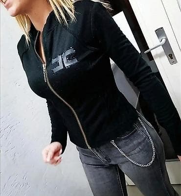 prstenje beograd: Ženska crna sportska jakna na rajsferšlus - Kroj: pripijena silueta — 3