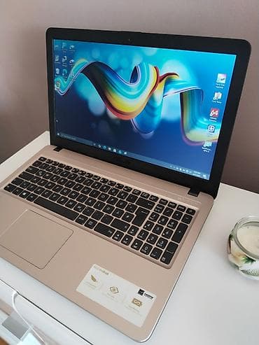hp lt4120 laptop: Asus X540U / I3 720U / 8GB DDR4 / Intel Hd Graphics 620 Prodajem — 3