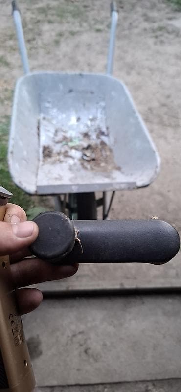 diferencijal cena: Delovi za Opel – volan i motorni sklop - Volan: trokraki, sa — 6
