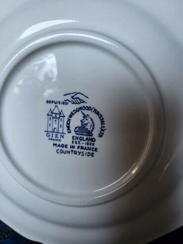 plasticne case za desert novi sad: Servis za torte,kolace engleski Enoch Wedgwood iz 70ih. Servis je — 13