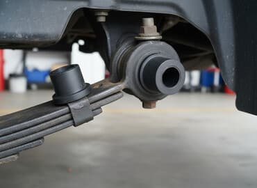 felne aluminijumske 16: Gumena čaura gibnja za Mercedes Gumena čauragibnja za Mercedes je — 1
