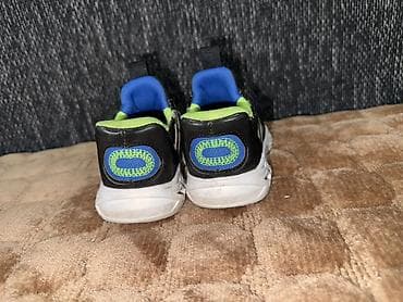 patike najke cena: Dečije patike Skechers Slip-ins - Model: Skechers Slip-ins (potpisano — 2