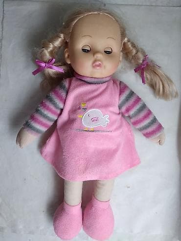 Children's Electric Cars: Velika lutka 40 cm. na lutki je pokretna glava,očni kapci,ruke i noge — 1