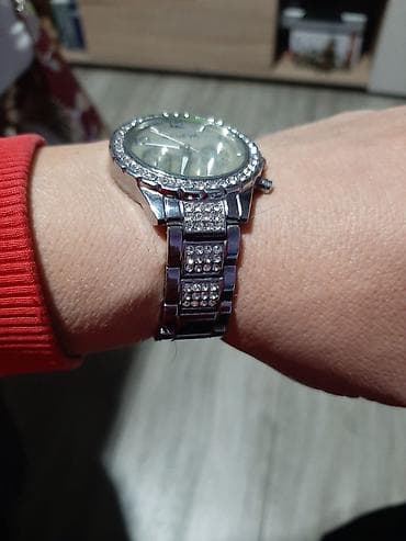 morgan satovi: Zenski sat Zeneva ispravan sat je ocuvan stanje se vidi i na slikama — 2