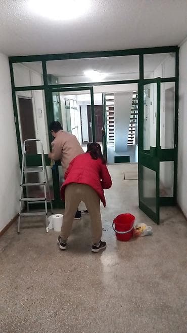 Ostale usluge: Usluga profesionalnog čišćenja zajedničkih prostorija zgrada - — 3