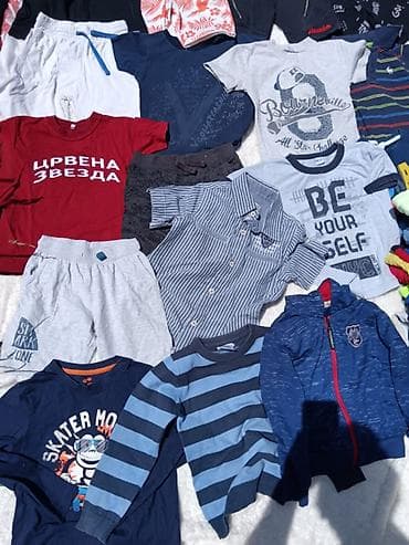 hodalice za bebe: Veliki paket dečije garderobe za dečaka (otprilike 4–5 god preko 40 — 10