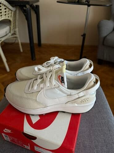 Women's Sneakers and athletic shoes: Nike, 38.5 — 1
