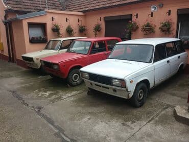 felne za imt prikolicu: -Kupujem Lade 2107 Rive, Lade 2104 Karavan Lade 2105 i starije — 1