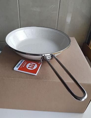metalna vrata uradi sam: Metalac emajlirani tiganj 24cm, kvalitetan.
Za sve vrste ringli — 1