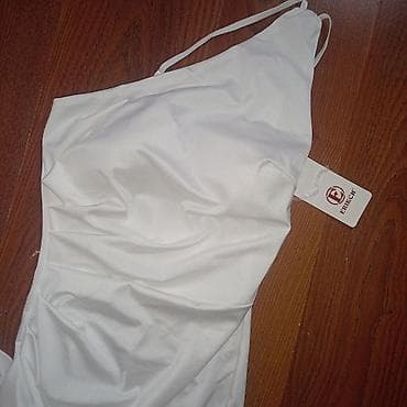 Lične stvari: Bela asimetrična haljina na jedno rame - Elegantna bela haljina sa — 2