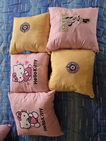 Lighting & Fittings: 30x30 Prelepi jastuci Samo ovo dostupno Cena samo 600 din ili 2 za — 3