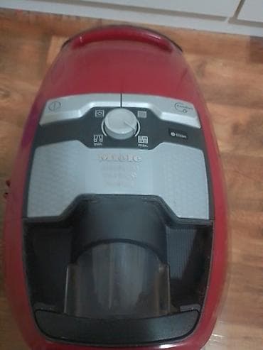 clatronic usisivac: Miele Blizzard CX1 CAT & DOG sa posudom je potpuno ispravan u — 8