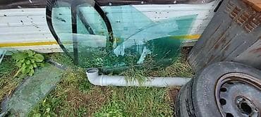 auto plac sirena: ALFA 147 STAKLA VRATA | Vise komada na stanju za 5 ili 3 vrata. Cena — 2