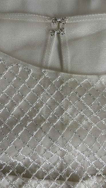 Duga elegantna haljina u boji slonovače. - Gornji deo: korpica sa — 5