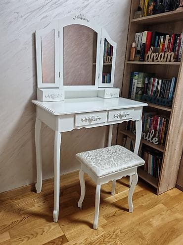 aleksandro namestaj: Toaletni sto sa ogledalom i tabureom – beli, klasičan dizajn - — 2