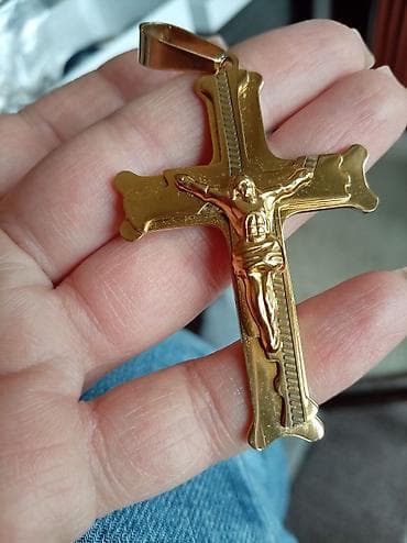 torba za plazu cena: Zlatni privesak – krst sa raspećem (18K GF) - Materijal: 18K GF (gold — 1