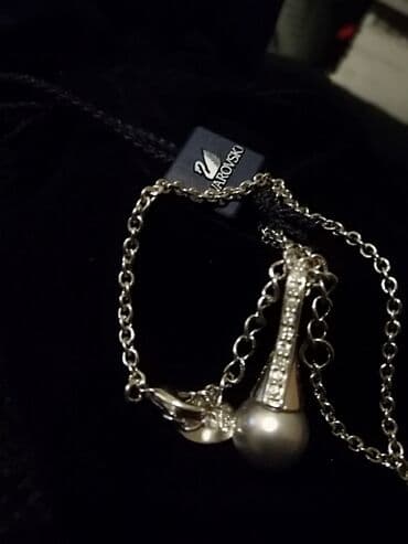 Ogrlica sa priveskom, Trussardi, Materijal: Hirurški čelik, Kristal — 10