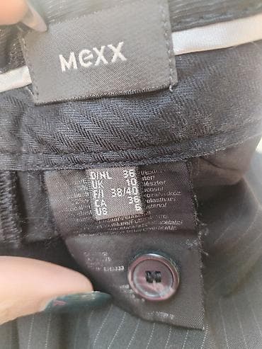 Men's Clothing: MEXX poslovne pantalone vel M, L
Struk po 40
Nogavice spolja 104 — 7