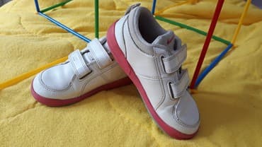 torbice za devojčice h m: Original NIKE patike u perfektnom stanju! Broj 27 — 2