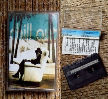 play time slicice: 6 originalnih audio kaseta – Elvis Presley, Love Forever, Queen, Paul — 7