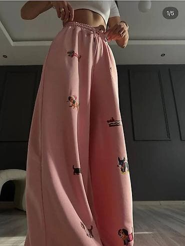 ideen 3: Ženske široke trenerke sa printom pasa - Model: široke nogavice — 3