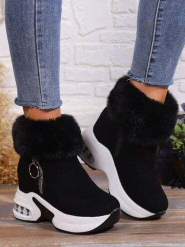 Sweatpants: High boots, 42 — 8