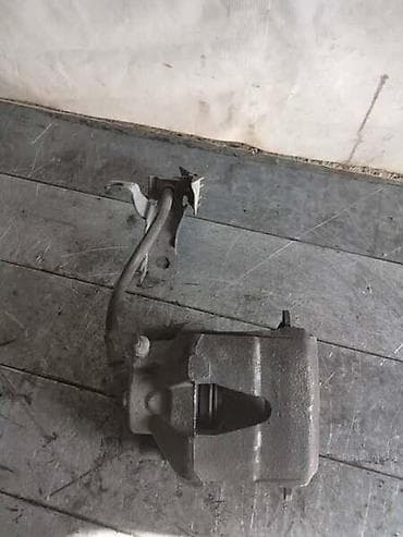 Car Parts: KOCIONA KLEŠTA PREDNJA LEVA ZA VOLKSWAGEN POLO OD 2001. DO 2005. GOD — 1