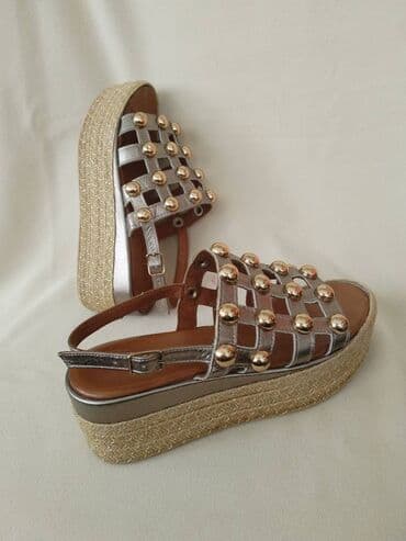 oksfordice sa platformom: Sandals, 38 — 8