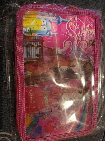 Ružičasti pernic/torbica za školski pribor sa motivima princeza -