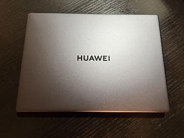 Huawei MateBook 14 model iz 2023. godine sa Intel Core i5-1240P