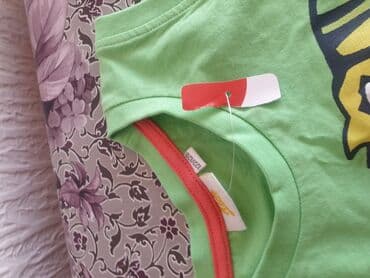 T-shirts: Nove — 3
