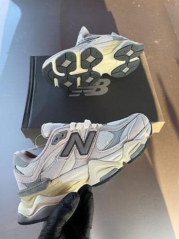 golden goose patike: NB
36-46 — 1