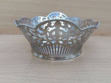 star wars kaciga: Posrebrena ovalna Činija sa radom 3 Posrebrena, ovalna manja Činija — 2