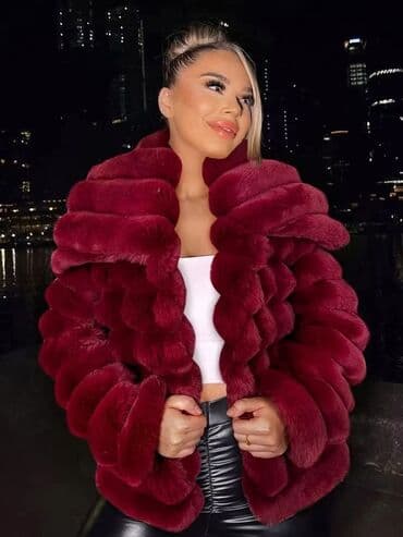 oversize kaputi: ODMAH DOSTUPNO!!! Cena:3900din Vel L (EU 40-42) Dimenzije: Grudi — 1