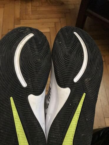 opposite vranje: Nike, Veličina - 35, Anatomske — 9