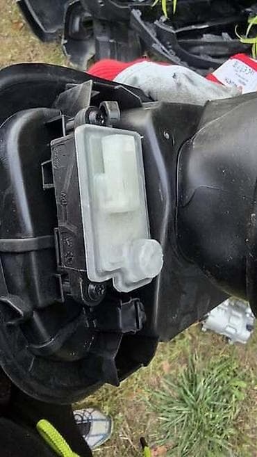 led sijalice za golf 4: POKLOPAC REZERVOARA G26 ZA BMW SERIJA 4 | BMW 4 G26 poklopac — 3