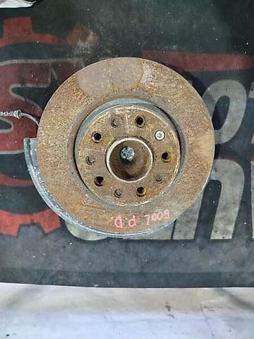 PREDNJI DESNI KOČIONI DISK SA GLAVČINOM ZA FIAT 500L OD 2012. DO 2022 na lalafo.rs PREDNJI DESNI KOČIONI DISK SA GLAVČINOM ZA FIAT 500L OD 2012. DO 2022