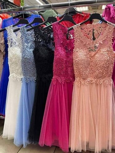 svečane haljine haljine sa sljokicama: Haljine svecane 2900 — 2