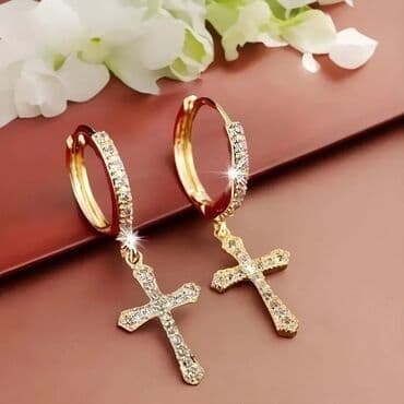 Jewellery: 800 — 5