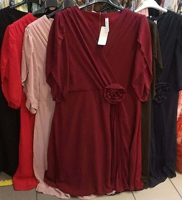 Haljine: Haljine za punije
Cena 3300
Vel. do 5xl
V27 — 2