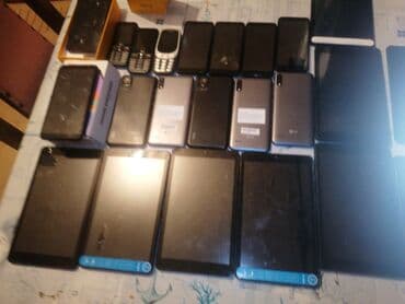 Modems, Broadband & Networking: Alcatel tablet 9032X (v1A38) - Ekran: 8 inča, rezolucija 800×1280 - — 9