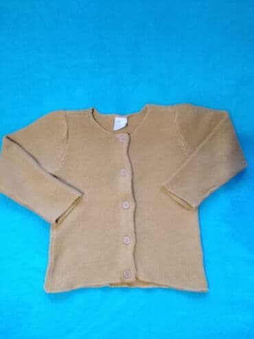 Ski odeća: H&M džemper za devojčice Veličina 92 cm 1,5-2 god Boja camel Cena — 3
