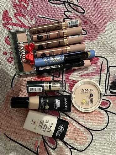 ugg na platformu: Sminke Set Uvoz Austria Nemacka sve novo za samo 4000 vrednost vise od — 2