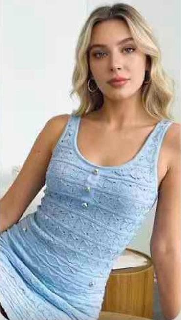 helanke s: 💫Ženska pletena mini haljina bez rukava.
✅2500 din — 5